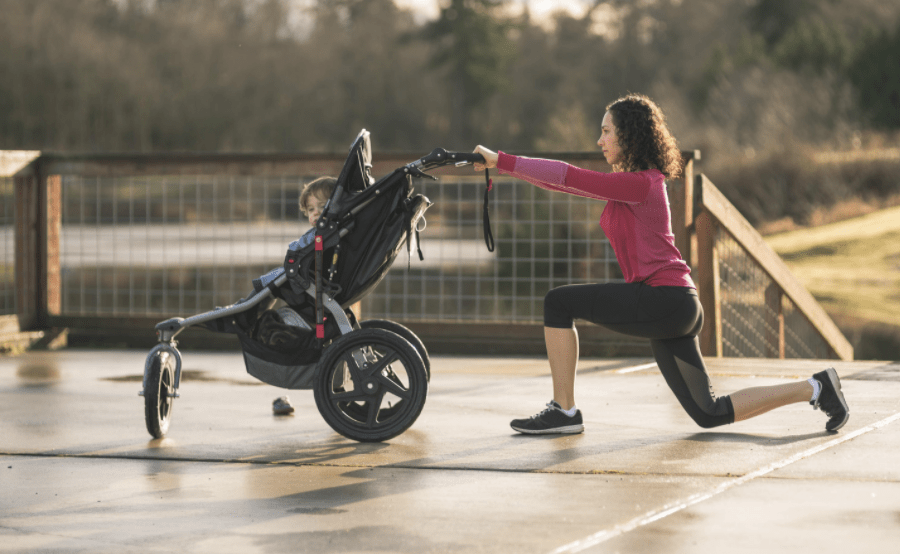 mum and buggy doing some outdoor exercise with fitnandhappy in Edinburgh